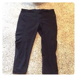 Lululemon size 8 tights